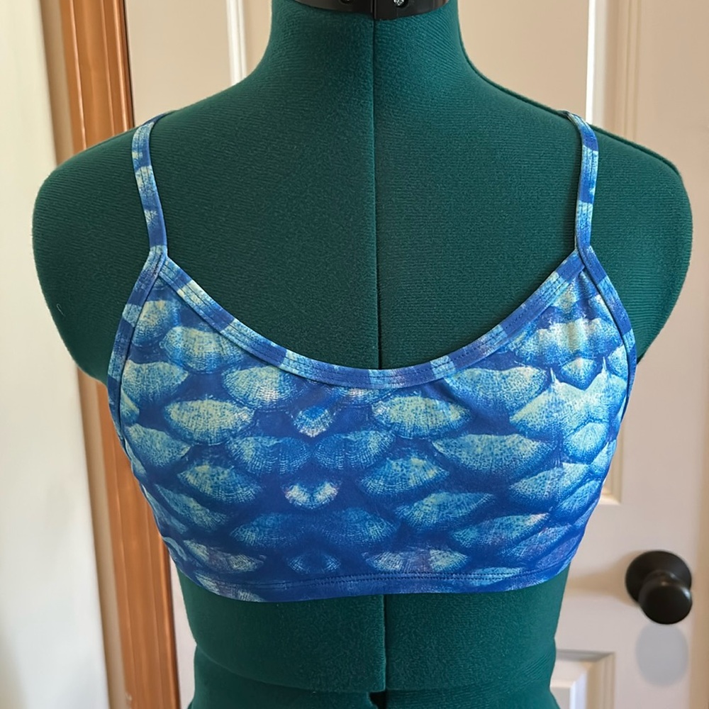 NWT jolyn leonz swim top size large